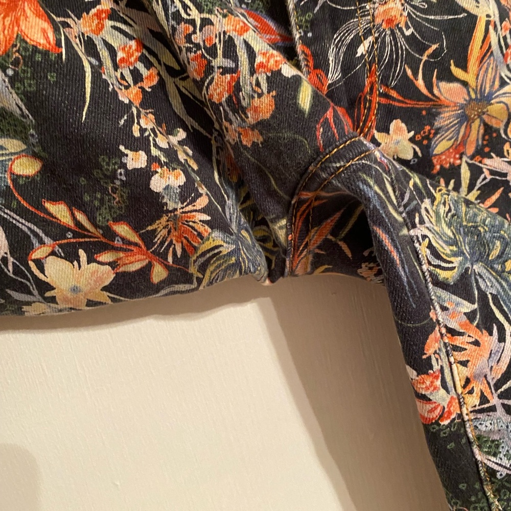 Pilcro and the Letterpress Floral Skinny Pants - Multicolor - Picture 5 of 8